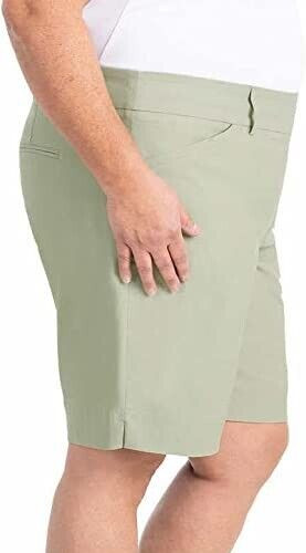 Hilary Radley ~ Solid Sage (Green) ~ Pull-on ~ Bermuda Shorts ~ Womens' Size XL