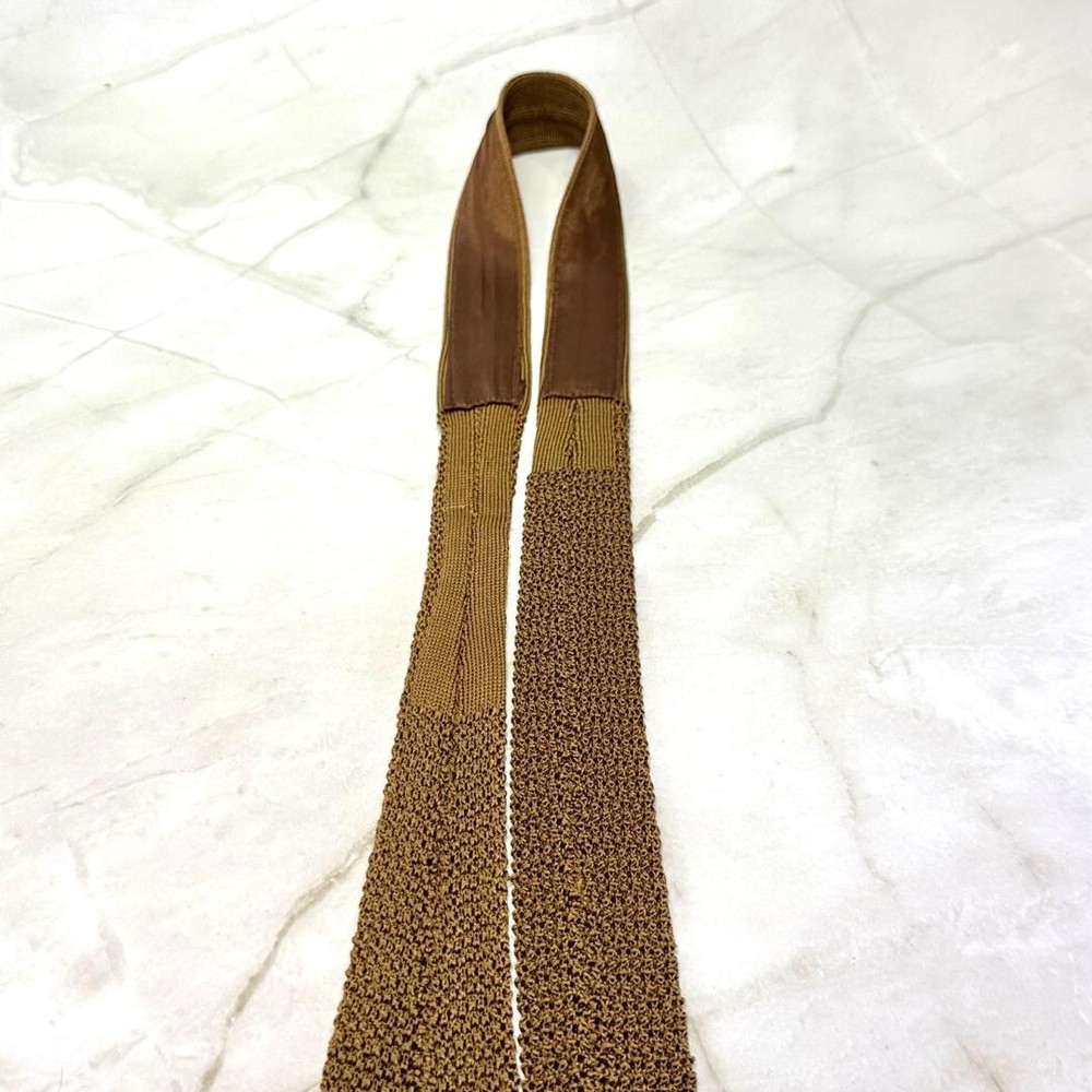 Hermes Brown Dot Pattern Knit Tie 100% Wool Excellent Condition