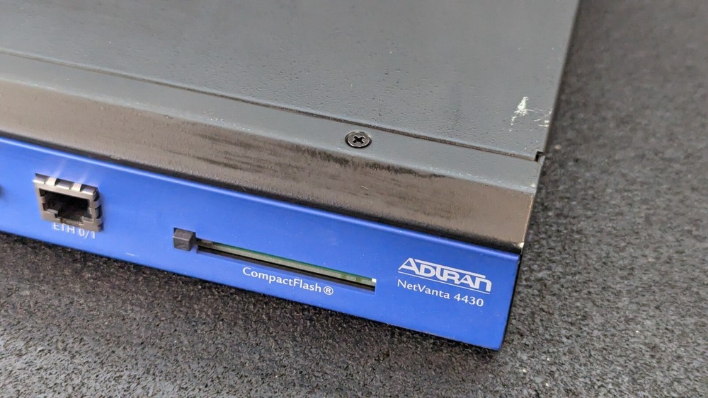 Adtran Netvanta 4430 1700630E1 - Powers On