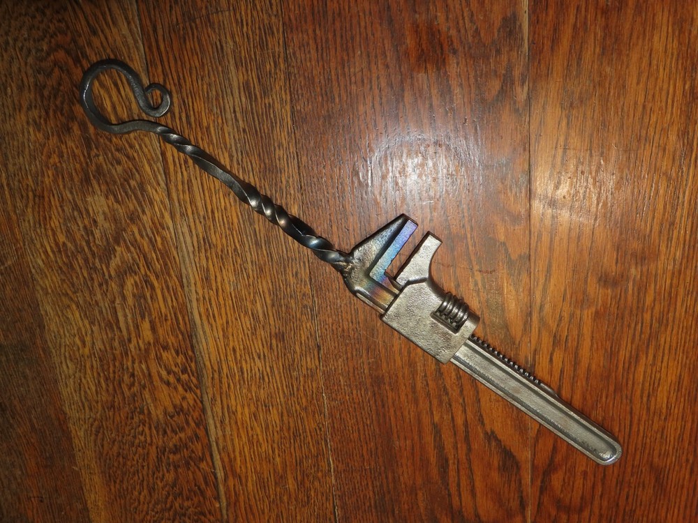 Blacksmith Twisting Wrench (Medium 16")