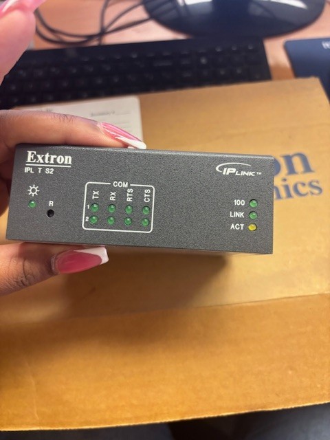 Extron IPLTS2