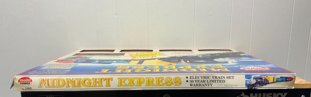 Midnight Express - Model Power - HO Scale - Train Set - Model 1065