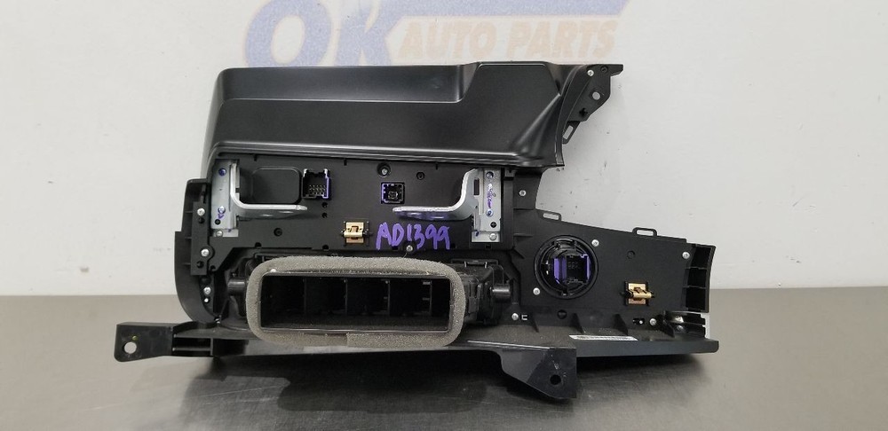 21 CHEVY CORVETTE C8 Z51 RADIO AUDIO INFORMATION DISPLAY SCREEN CONTROL PANEL