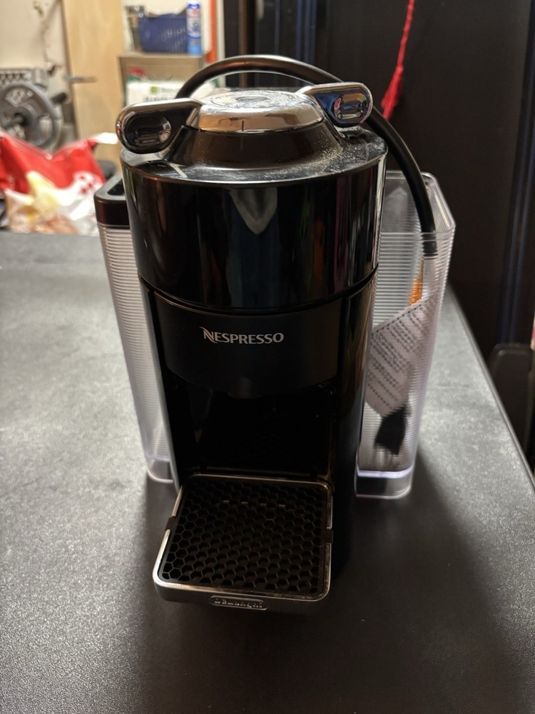 Nespresso Vertuo Coffee & Espresso Maker ENV135GY DeLonghi