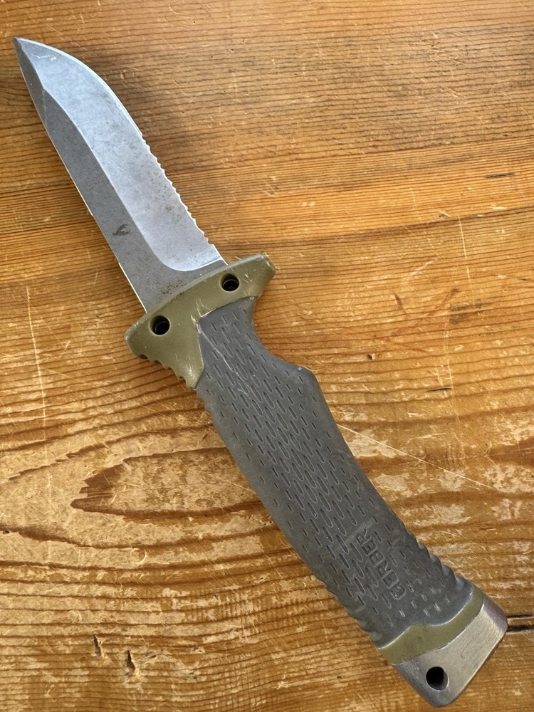 Gerber Gear Ultimate Fixed Blade Knife