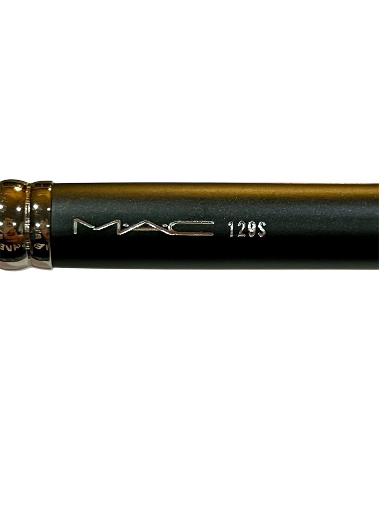 MAC 129s Powder/Blush Brush NEW