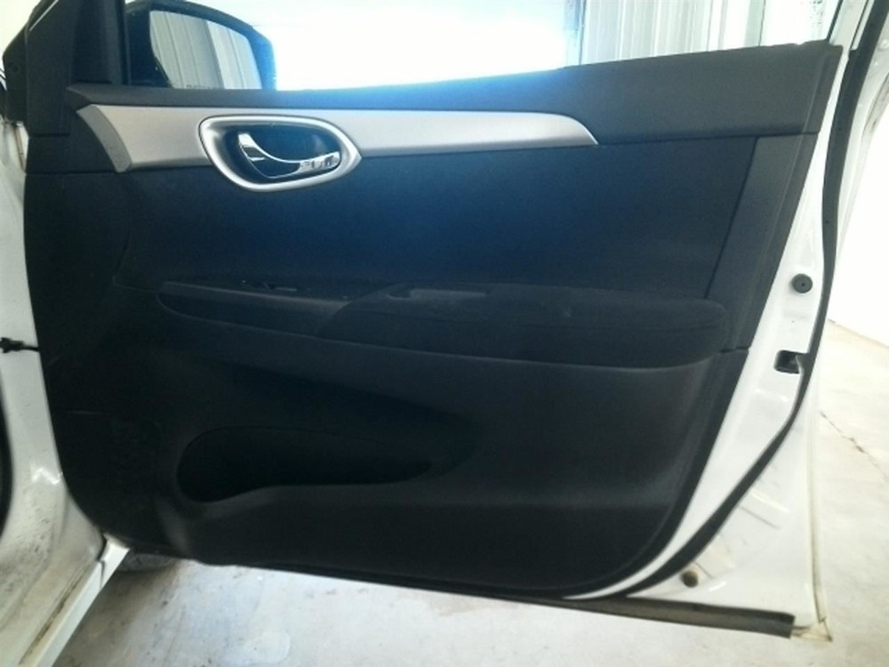 Driver Left Front Spindle/Knuckle Fits 11-25 LEAF 104775513