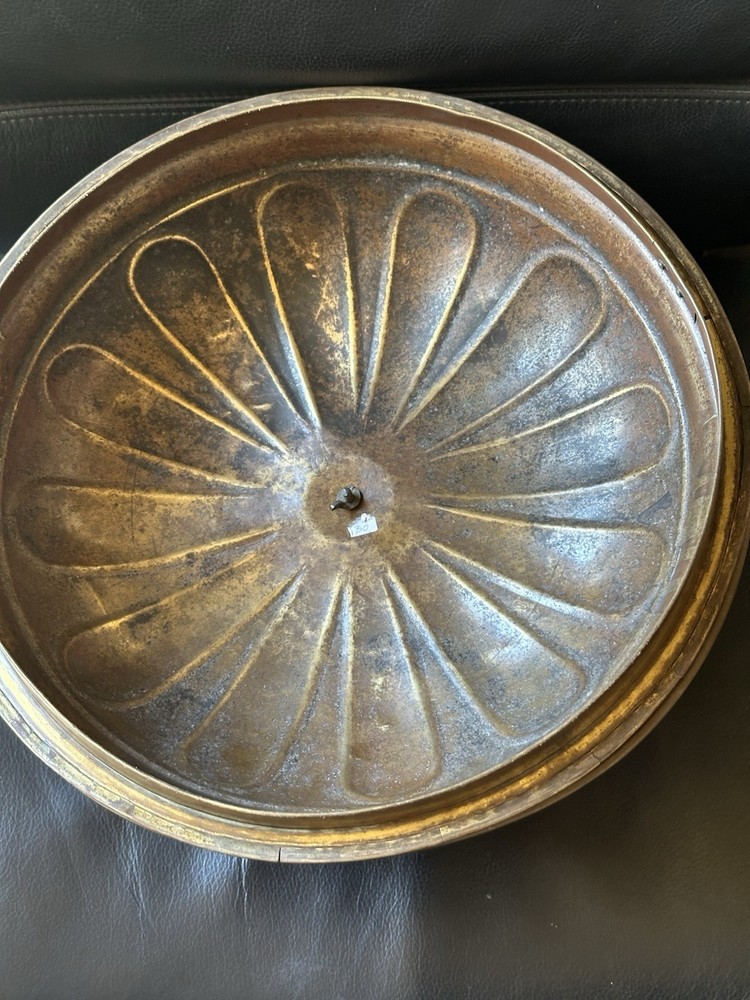 Large Antique Brass Coal Scuttle / Coal Bin with Lid – Ribbed Melon Design