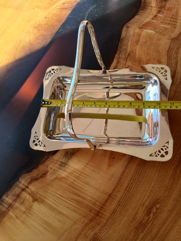 VINTAGE FRETWORK SWING HANDLE SHEFFIELD SILVER PLATED BASKET