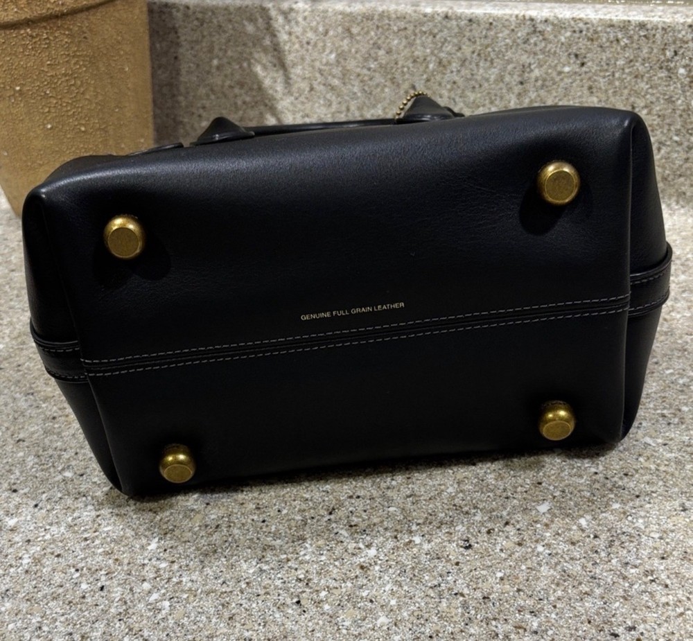 Coach Soft Empire Carryall 21 Black Leather