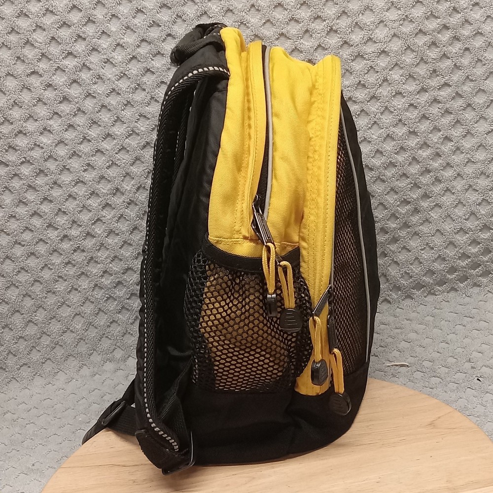 Lands' End BackPack Multi Compartment Padded Straps