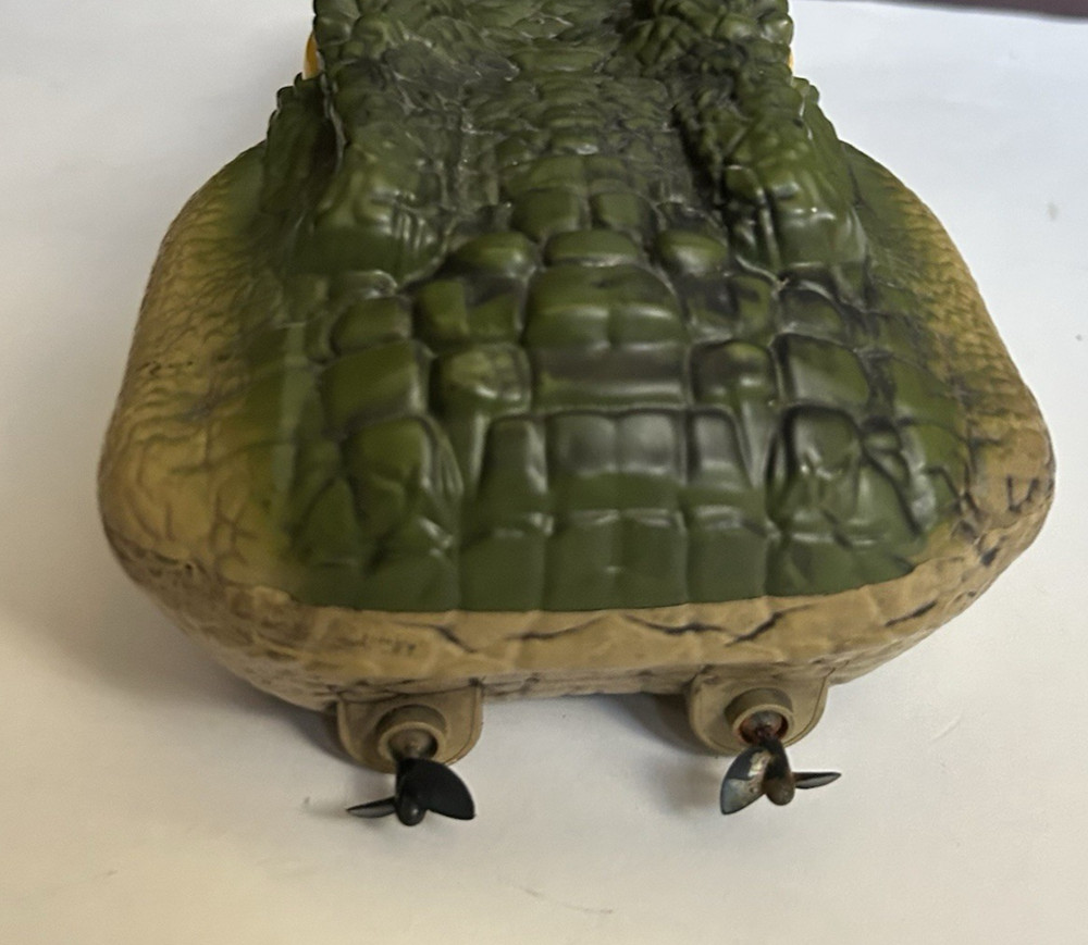 Alligator Crocodile Head Decoy