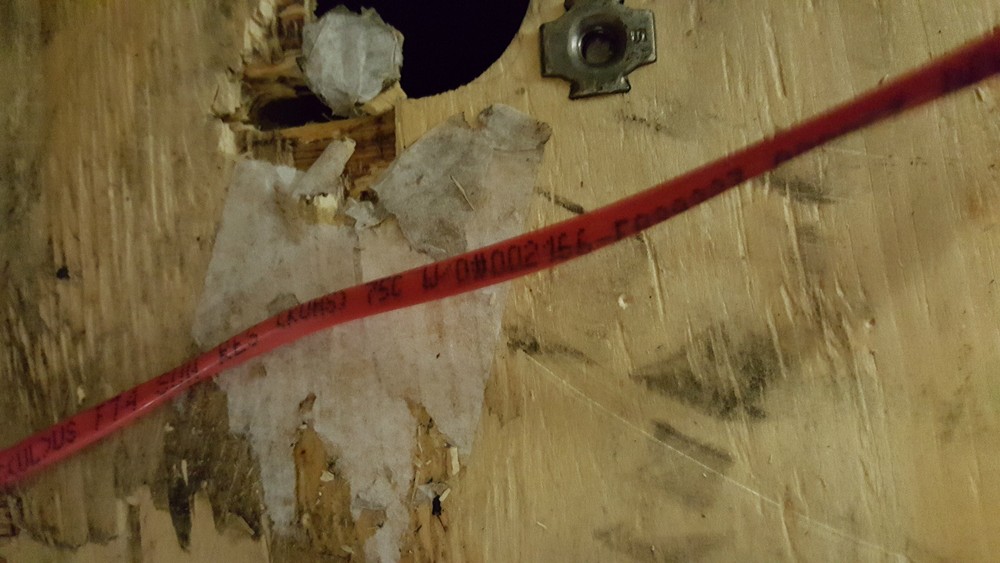 Southwire Genesis 4313 14/2C Solid Riser Fire Alarm/Security Cable Red /100ft