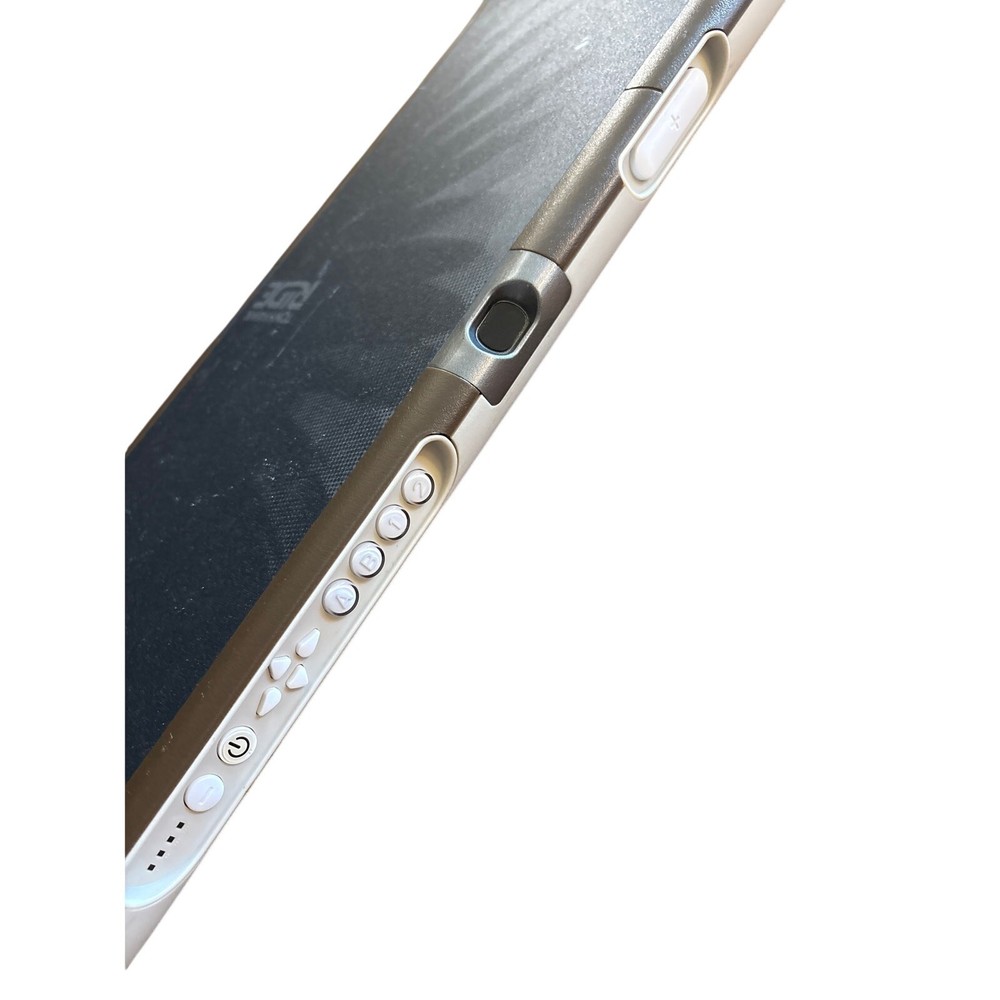 Tony Hawk ride Wii skateboard complete. untested/powers on