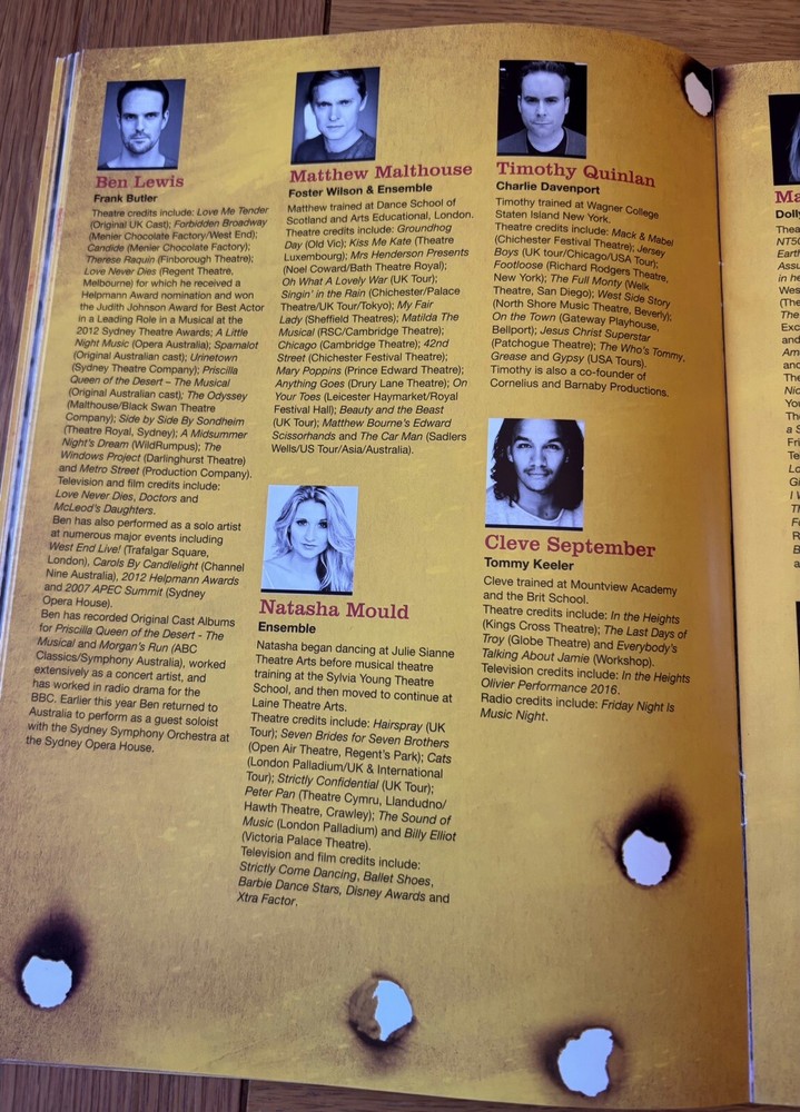 Annie Get Your Gun Crucible Theatre Sheffield Programme Dec 2016