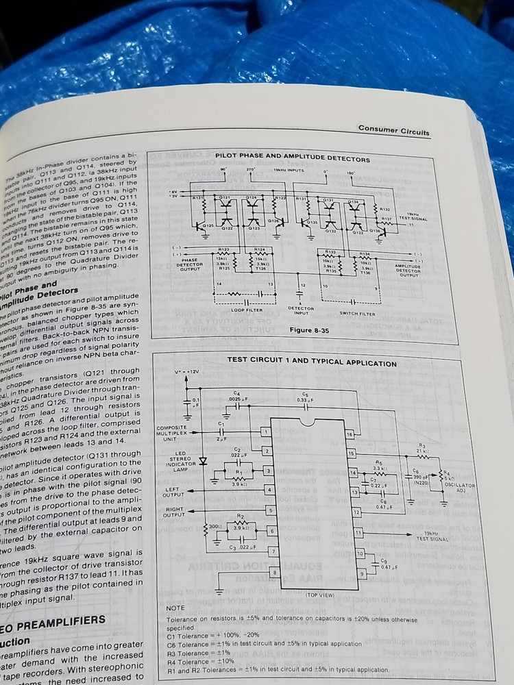 VINTAGE ELECTRONICS BOOK SIGNETICS ANALOG DATA MANUAL 1977