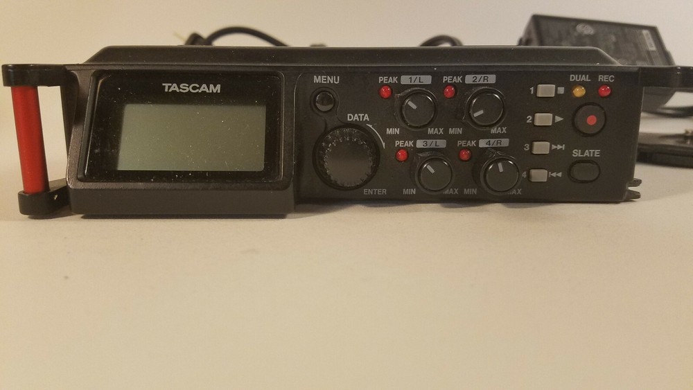 Tascam DR-700 Recorder Working Perfectly w/ broken strap mount (read)