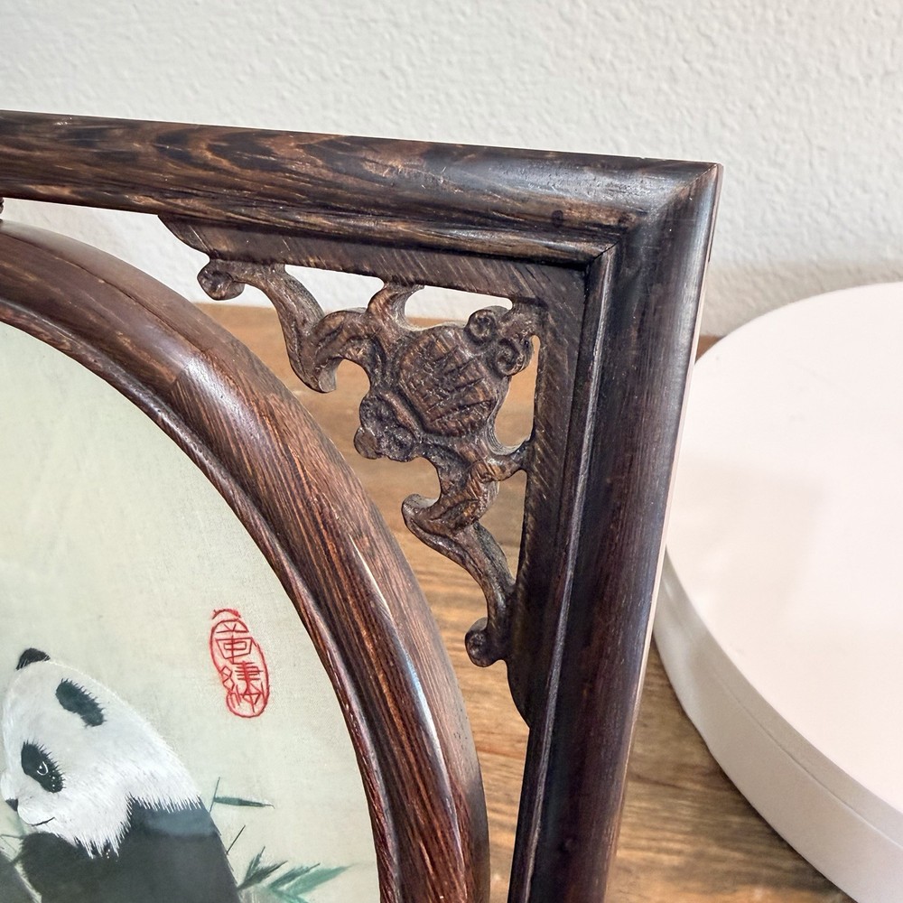 Double-Sided Panda & Bamboo Silk Thread Moving Round Picture Wooden Frame