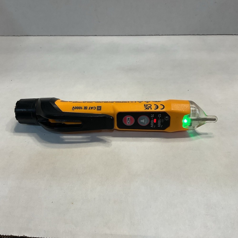 Klein Tools NCVT-3P Voltage Tester Plus Flashlight Waterproof