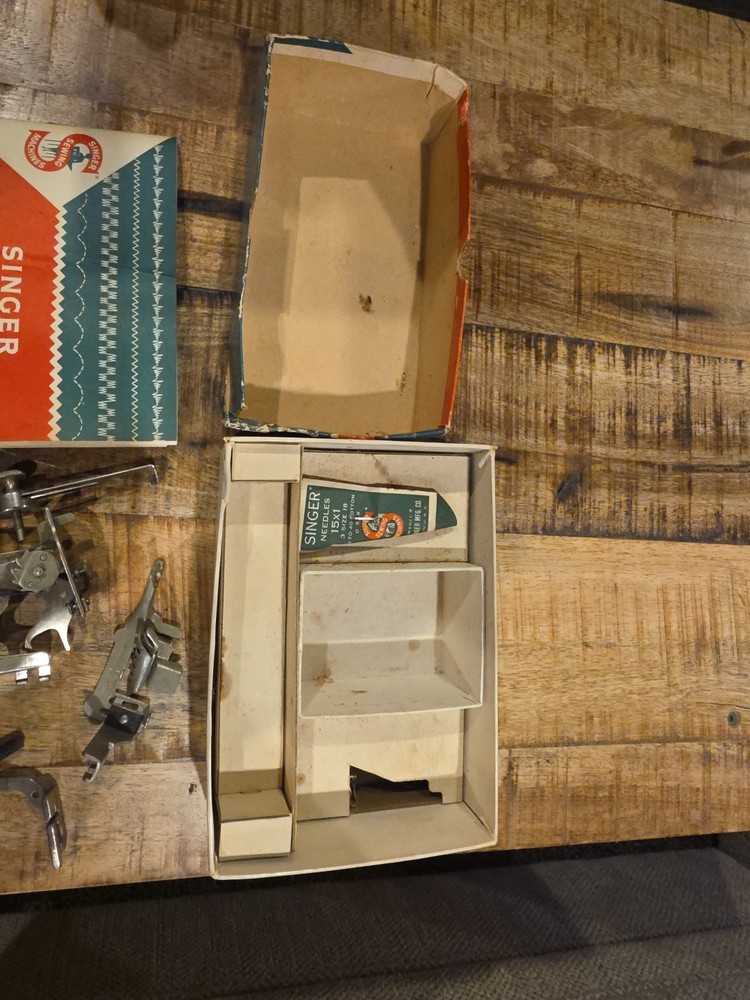 Singer Automatic Zigzagger Sewing Machine Attachment