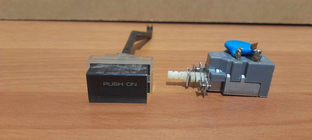 Onkyo EQ-35 Equalizer main power switch