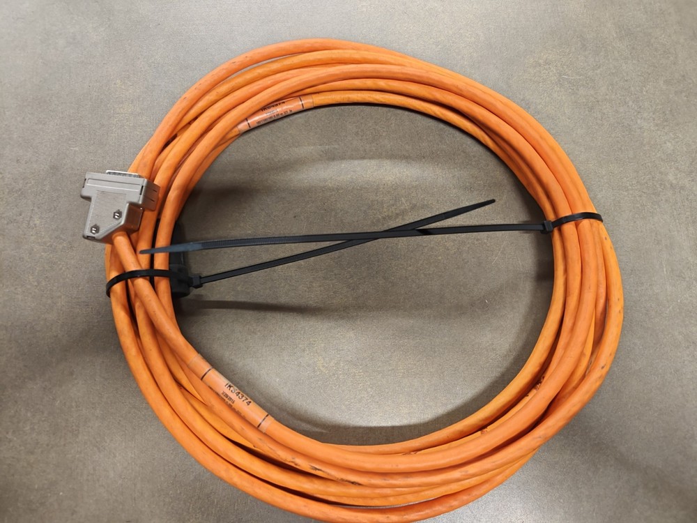 Used Rexroth R911277697 Encoder Cable IKS4374 9M Length