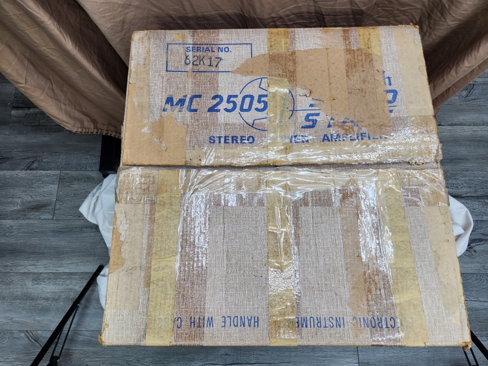 McIntosh MC 2505 Amplifier ORIGINAL BOX - ONLY