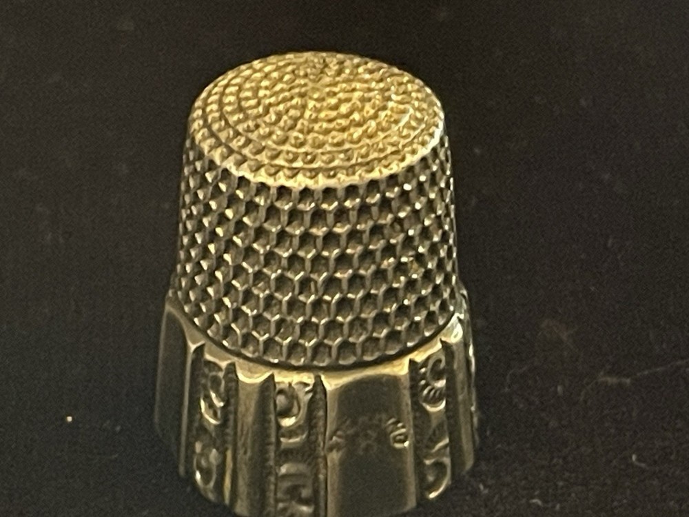 Antique Waite Thresher style #8 Sterling Silver Thimble columns” Design🌺🌺