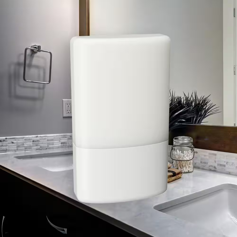 Madison Shade Automatic LED Night Light (2-Pack)