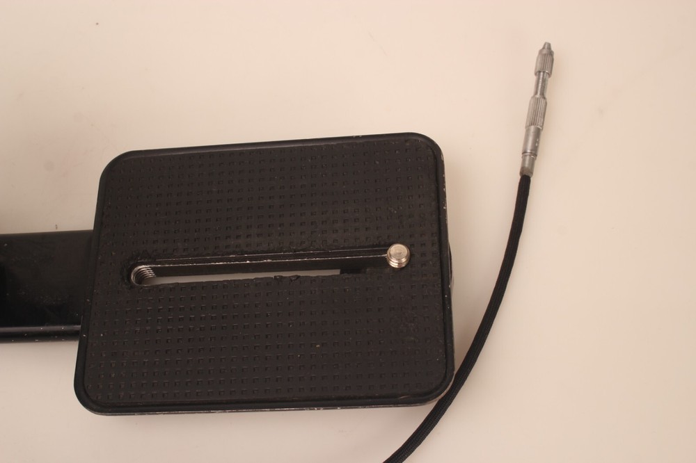 Stitz Medium Format Camera Grip w/ Original Shutter Release Cable