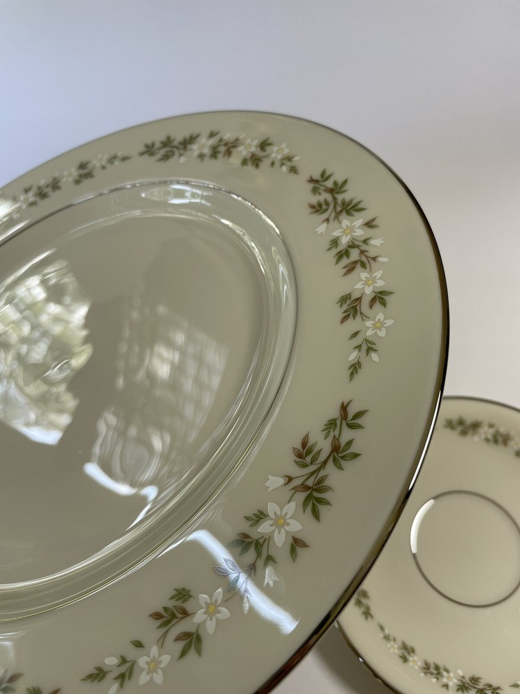 Lenox Brookdale 5-Piece Place Setting with Platinum Trim