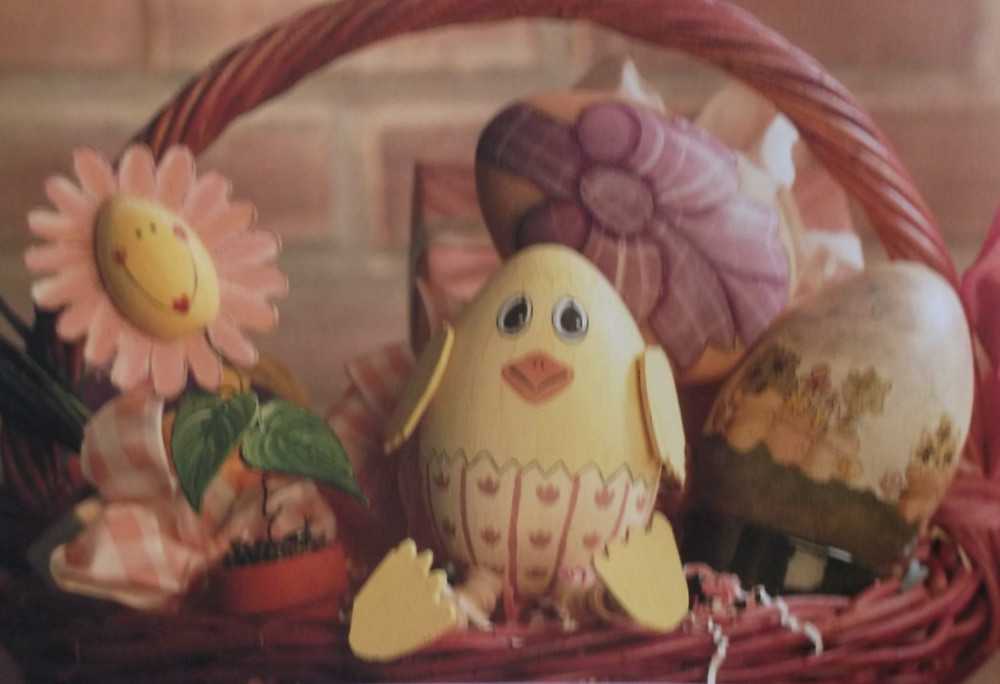 EGG PAINTING & DECORATING craft pattern instruction book 305 designs