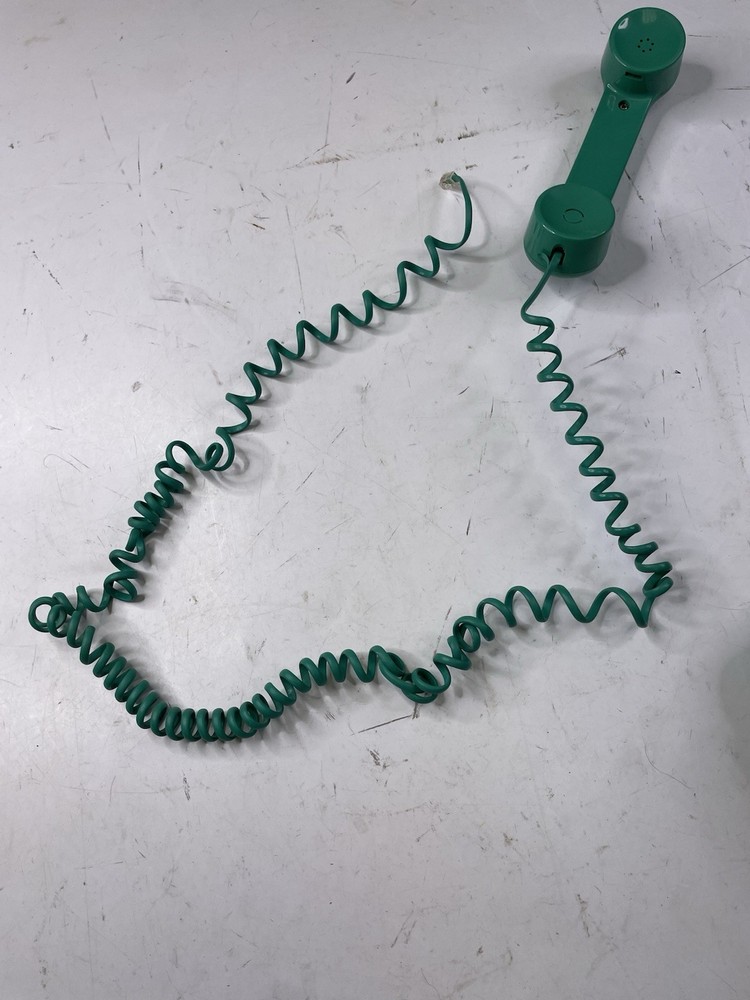 Bell Telephone Model Taffy-R Wall Mount Or Desktop Green Push Button