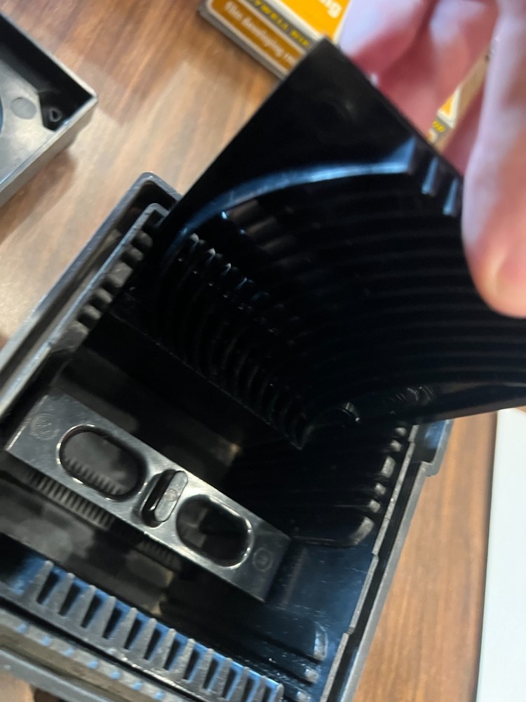 FR Adjustible Cut Film Pack Developing Tank