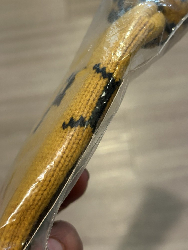 100% creslan Acrylic Putter Cover