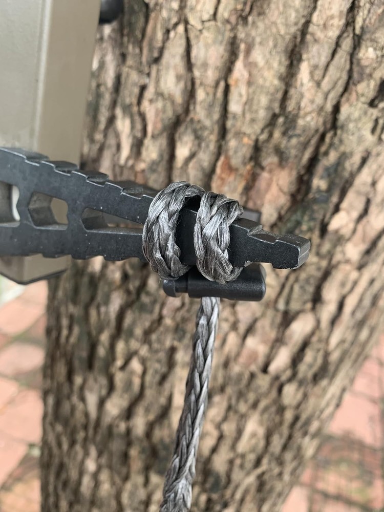 Ultra-Strong Lightweight Climbing Aider for Hunting