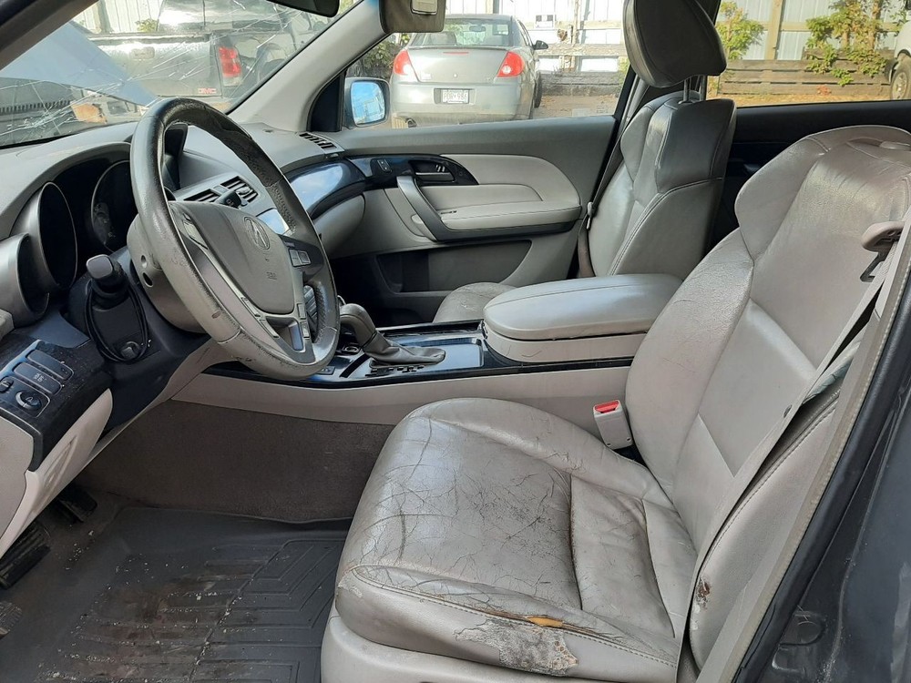 MDX 2007 Headrest 1067350