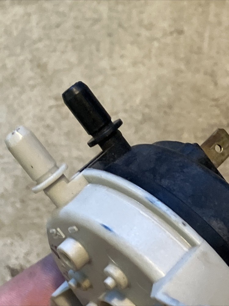 Pressure Switch Honeywell E0240900 Is22075085F5160