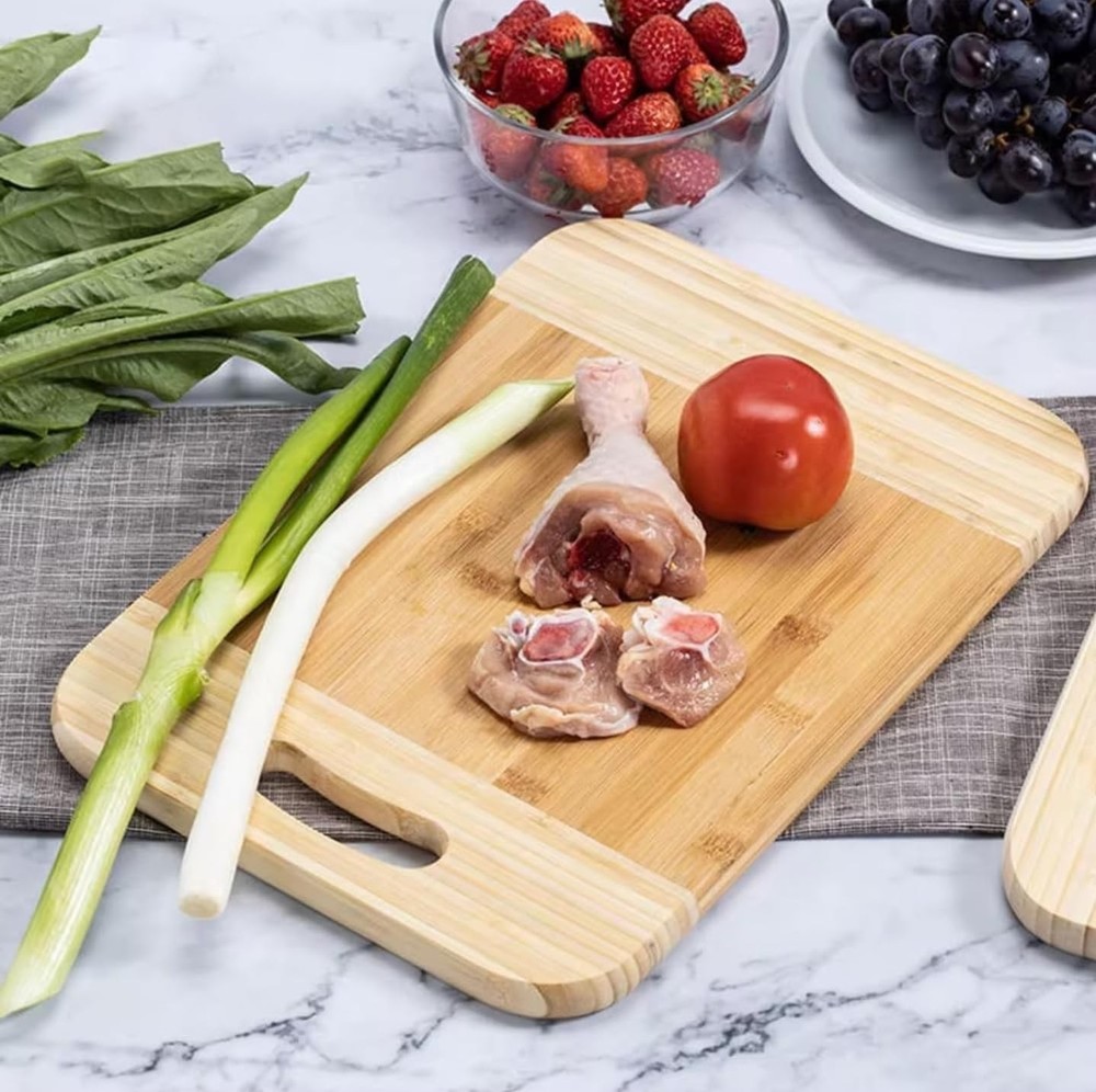 Wooden Chopping Board for Kitchen Smooth Surface with Grip Handle, For Cuttin...