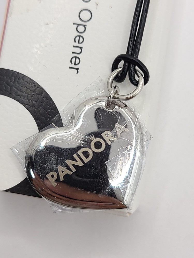 Authentic PANDORA Brand Heart Shape Logo Clasp Lock O Ring