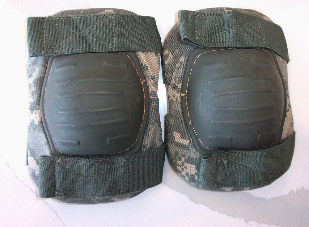 NEW USGI U.S. ARMY ACU CAMOUFLAGE TACTICAL ELBOW PADS ONE SIZE FITS ALL