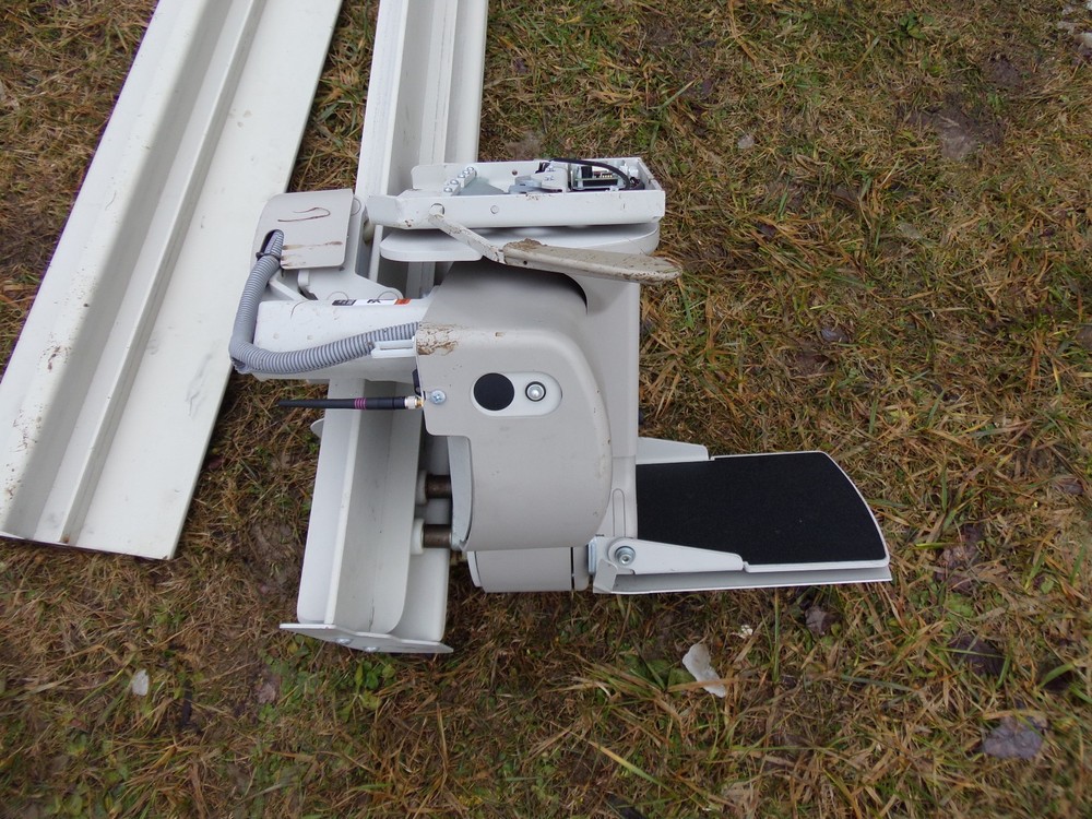 Bruno CRE-2110 Stair Lift