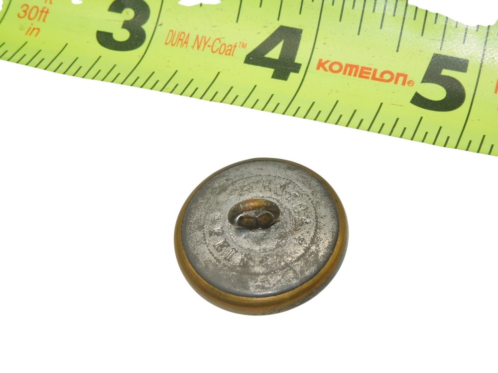Original WWI US Army Howitzer Uniform BUTTON Variation Collar Disc CA3