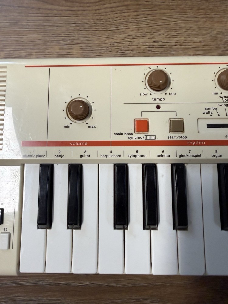 Casio Casiotone MT-40 Keyboard 1980s Works Read Description