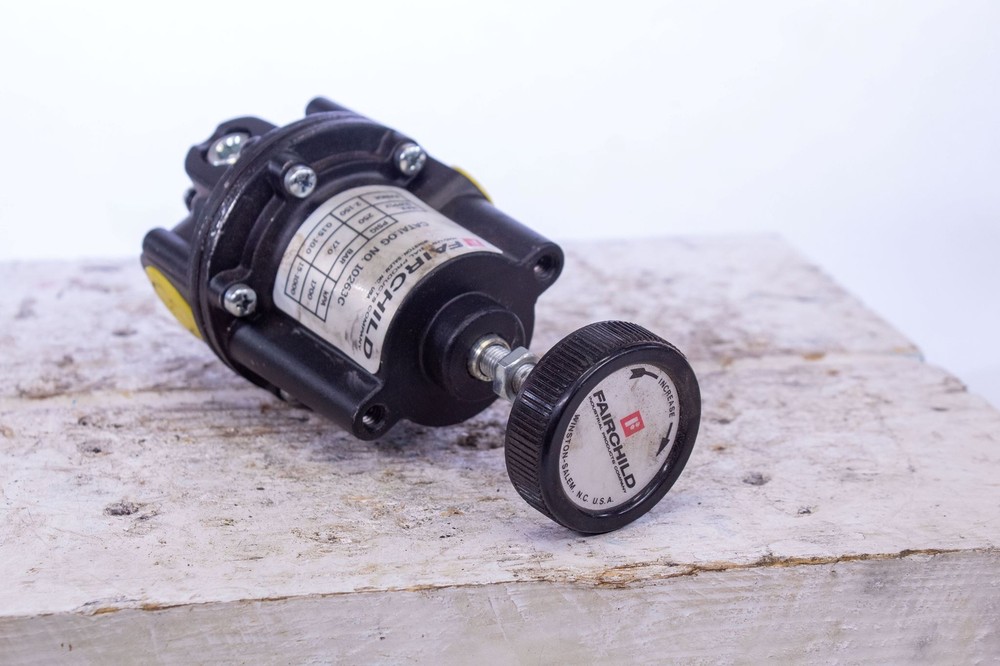 Fairchild Catalog No. 10263C PNEUMATIC REGULATOR