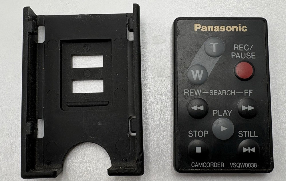 PANASONIC VSQW0038 CAMCORDER WIRELESS REMOTE CONTROL WITH CASE/BRACKET