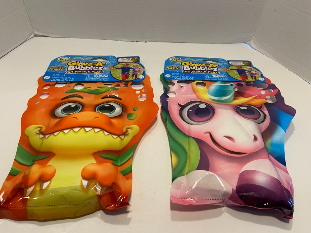 2 Glove-A-Bubbles NEW ~ Wave & Play, Bubble Solution Included & Bubble Pouch