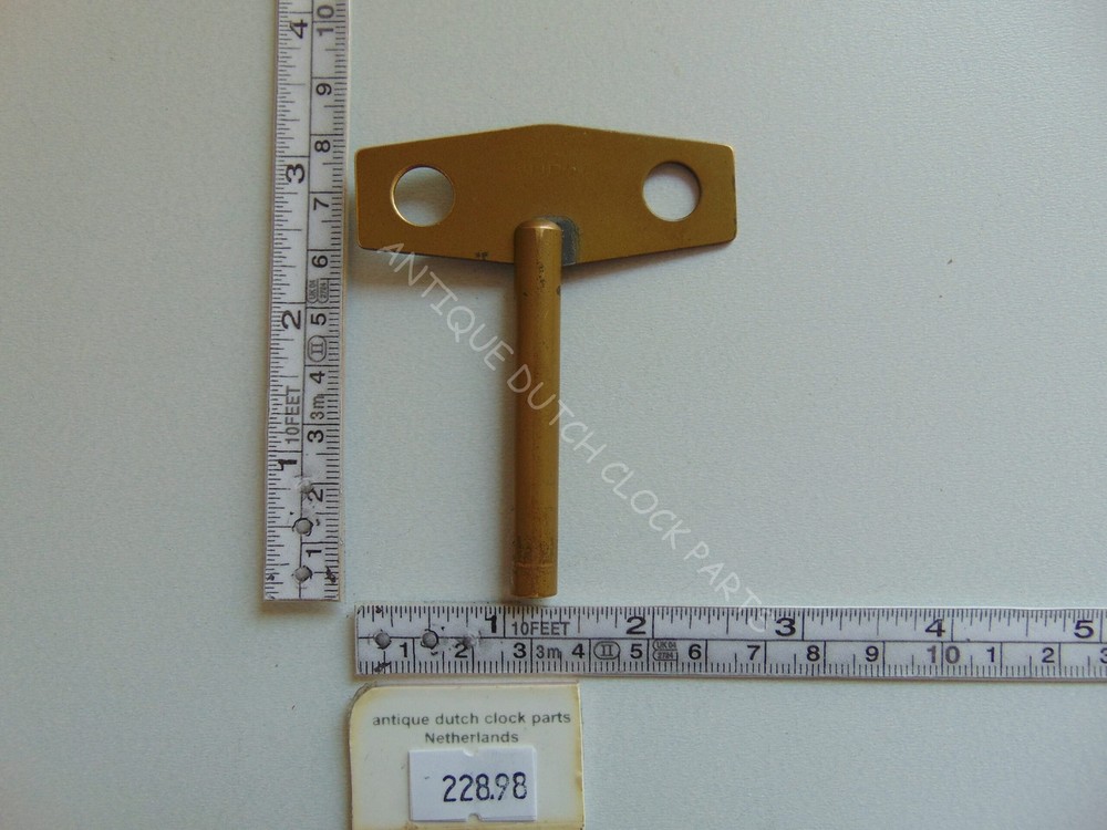 KEY FOR WARMINK TABLE CLOCK WITH UW 7/120 CLOCKWORK