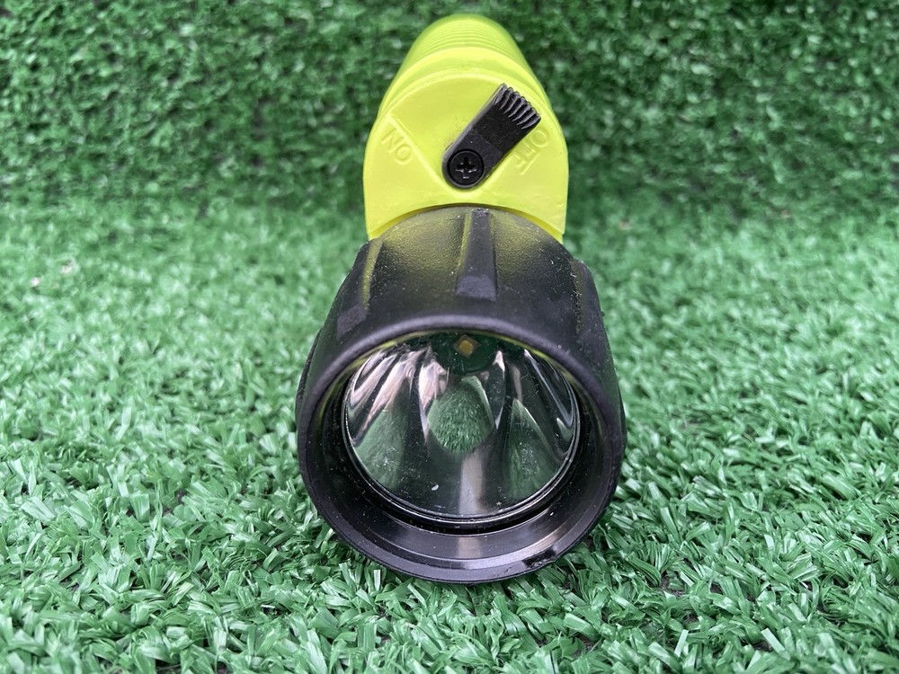 Underwater Kinetics UK Dive Light SL4 eLed L1, Tested & Working.