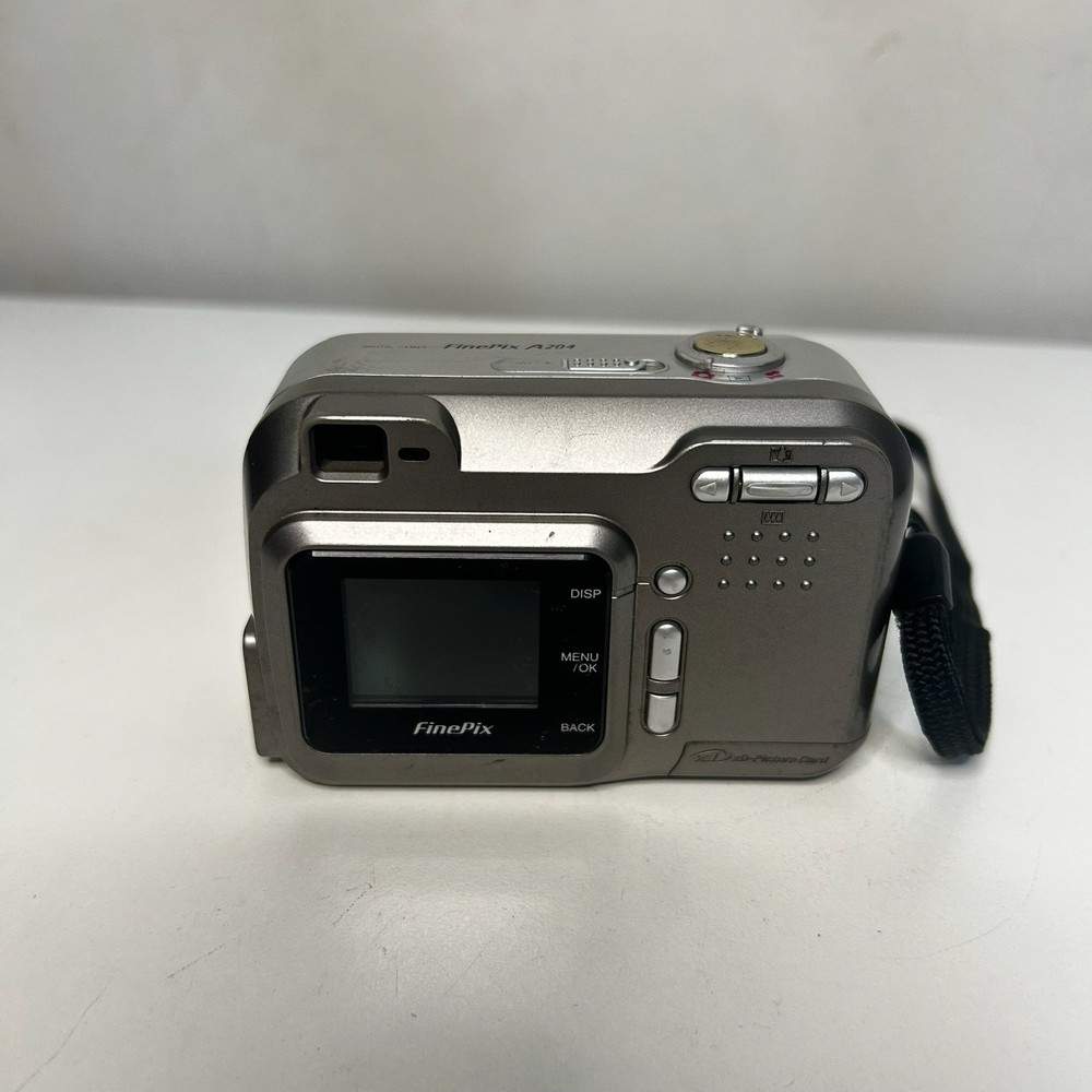 Fujifilm Digital Camera FinePix A204 2.0MP Silver - Tested